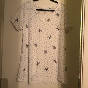 XL Lularoe classic tee